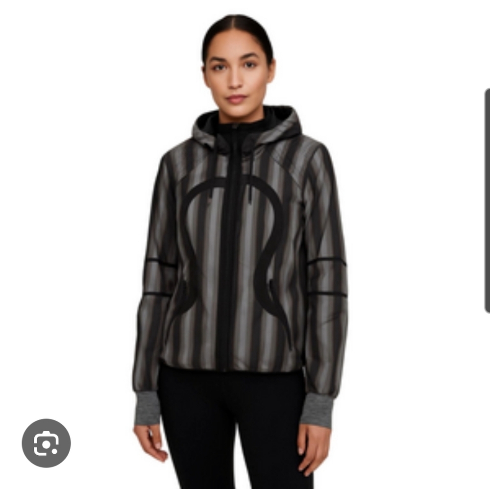Lululemon That's The Run Track & Field Jacket Striped Gray Black 4 EUC Rare Y2K